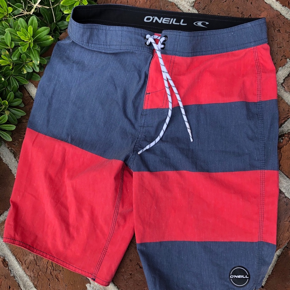 O'Neill board shorts size 30 (S)